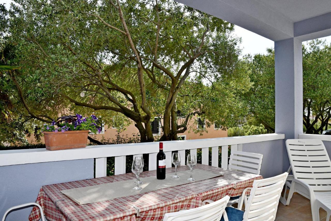 Apartmani Novotny Plavi Banjol Exterior foto